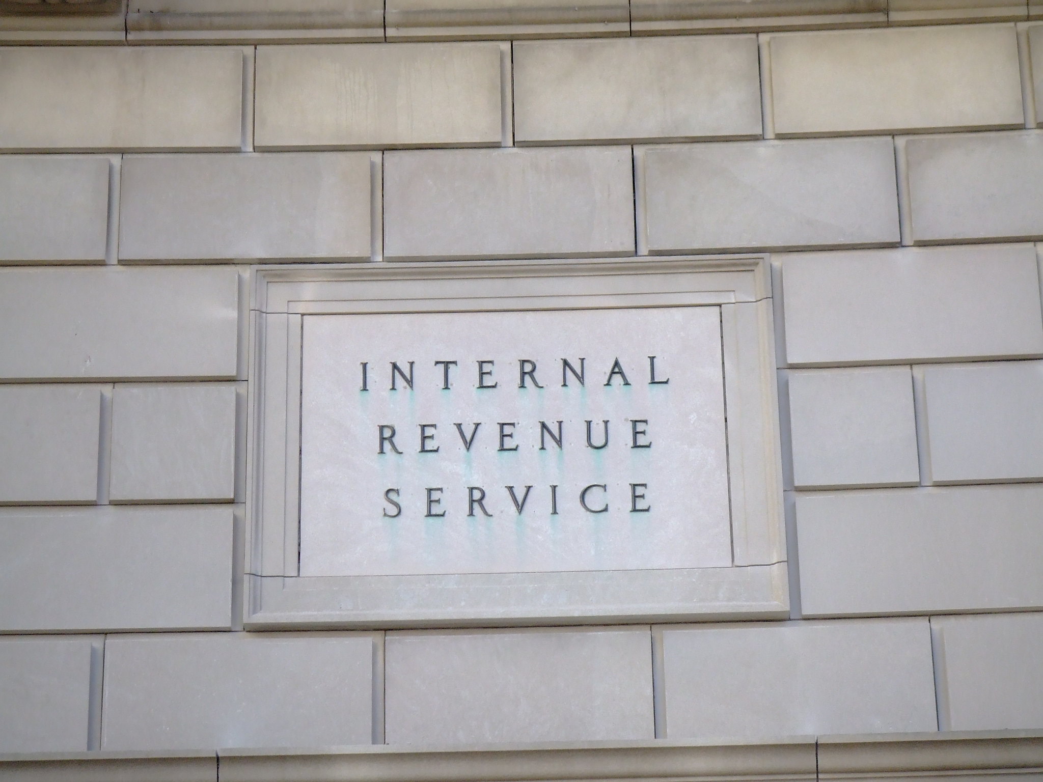 Top IRS leaders resign over sharing of immigrants’ tax data