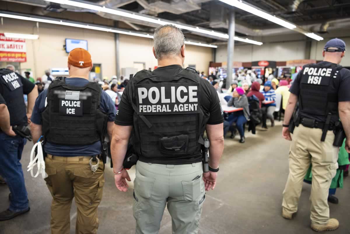 Trump’s Immigration Roundup Snares a 2-Year-Old Citizen